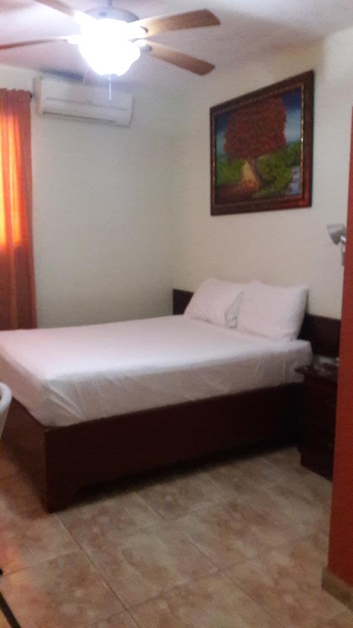 Hotel Samana Spring Eksteriør bilde